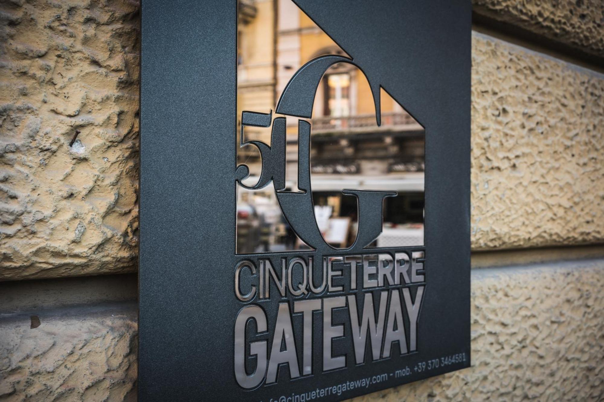 Cinque Terre Gateway Hotel La Spezia Bagian luar foto